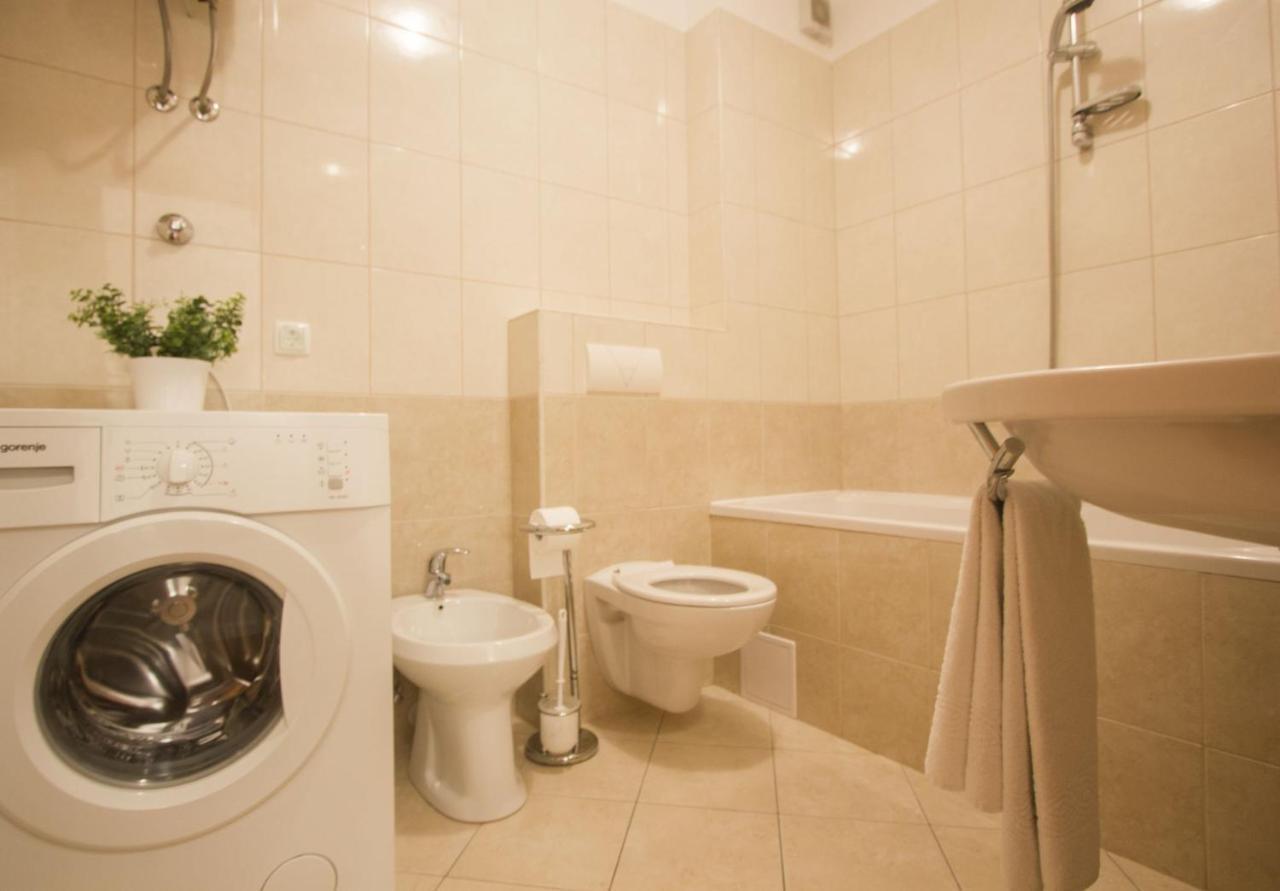 טרוגיר Apartments Paradise מראה חיצוני תמונה