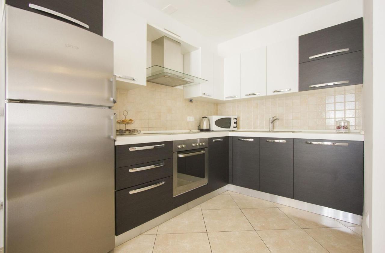 טרוגיר Apartments Paradise מראה חיצוני תמונה