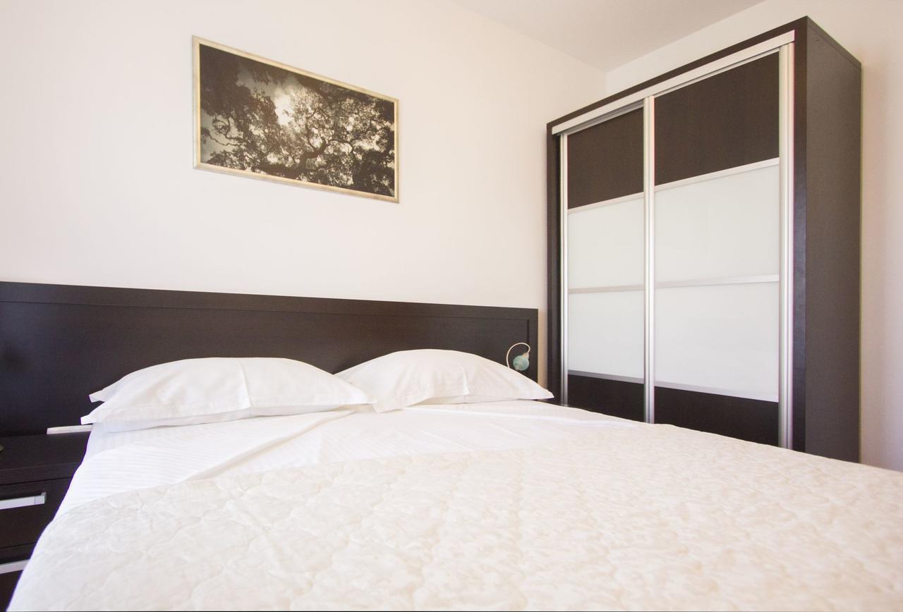 טרוגיר Apartments Paradise מראה חיצוני תמונה