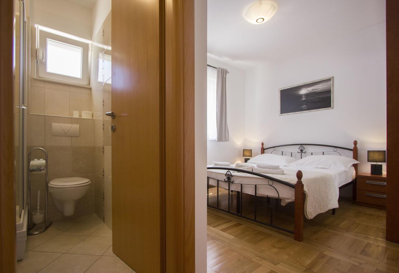 טרוגיר Apartments Paradise מראה חיצוני תמונה