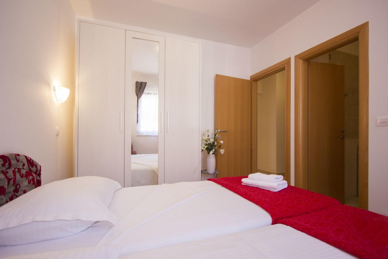 טרוגיר Apartments Paradise מראה חיצוני תמונה