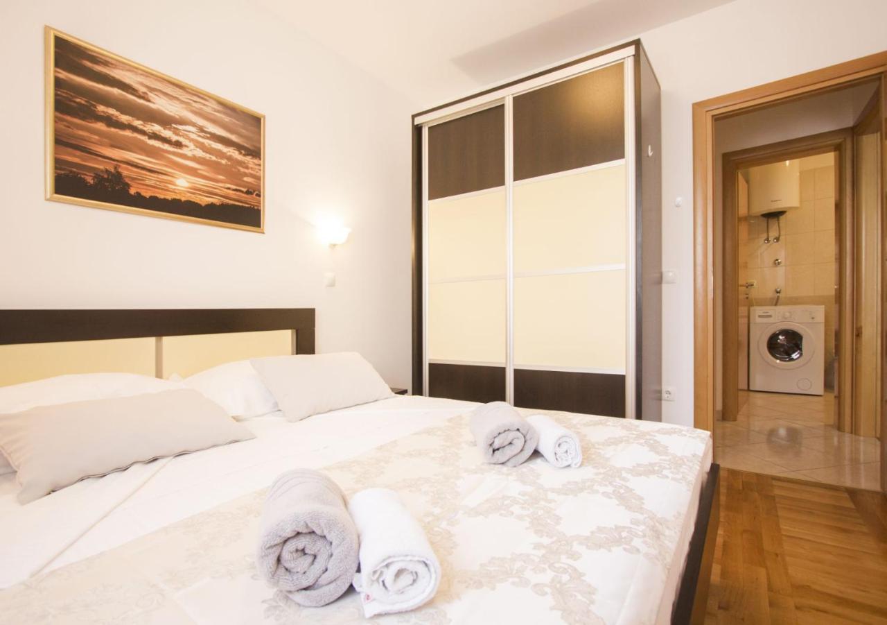 טרוגיר Apartments Paradise מראה חיצוני תמונה