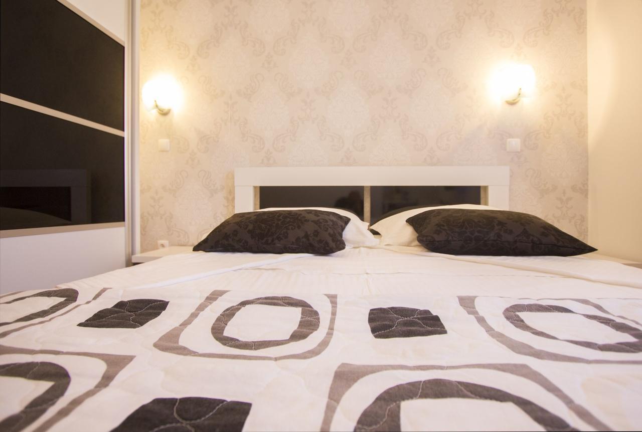 טרוגיר Apartments Paradise מראה חיצוני תמונה